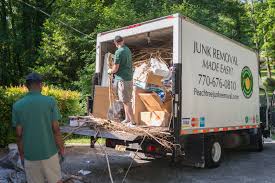 Best Recycling Services for Junk  in Moorhead, MN